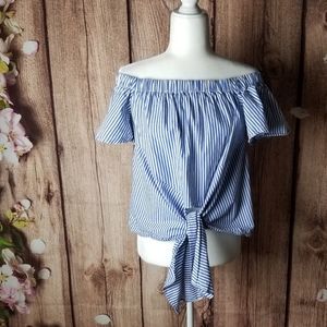 DO+BE off shoulder striped top size M